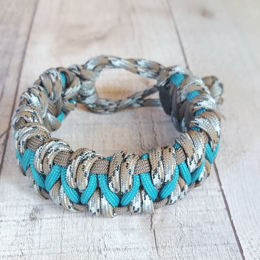 Handmade Paracord Bracelet Adjustable Unisex Woodland Camo Blue Brown